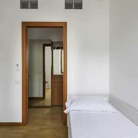 Vatican Enchanting Two Bedroom Appartamento *
